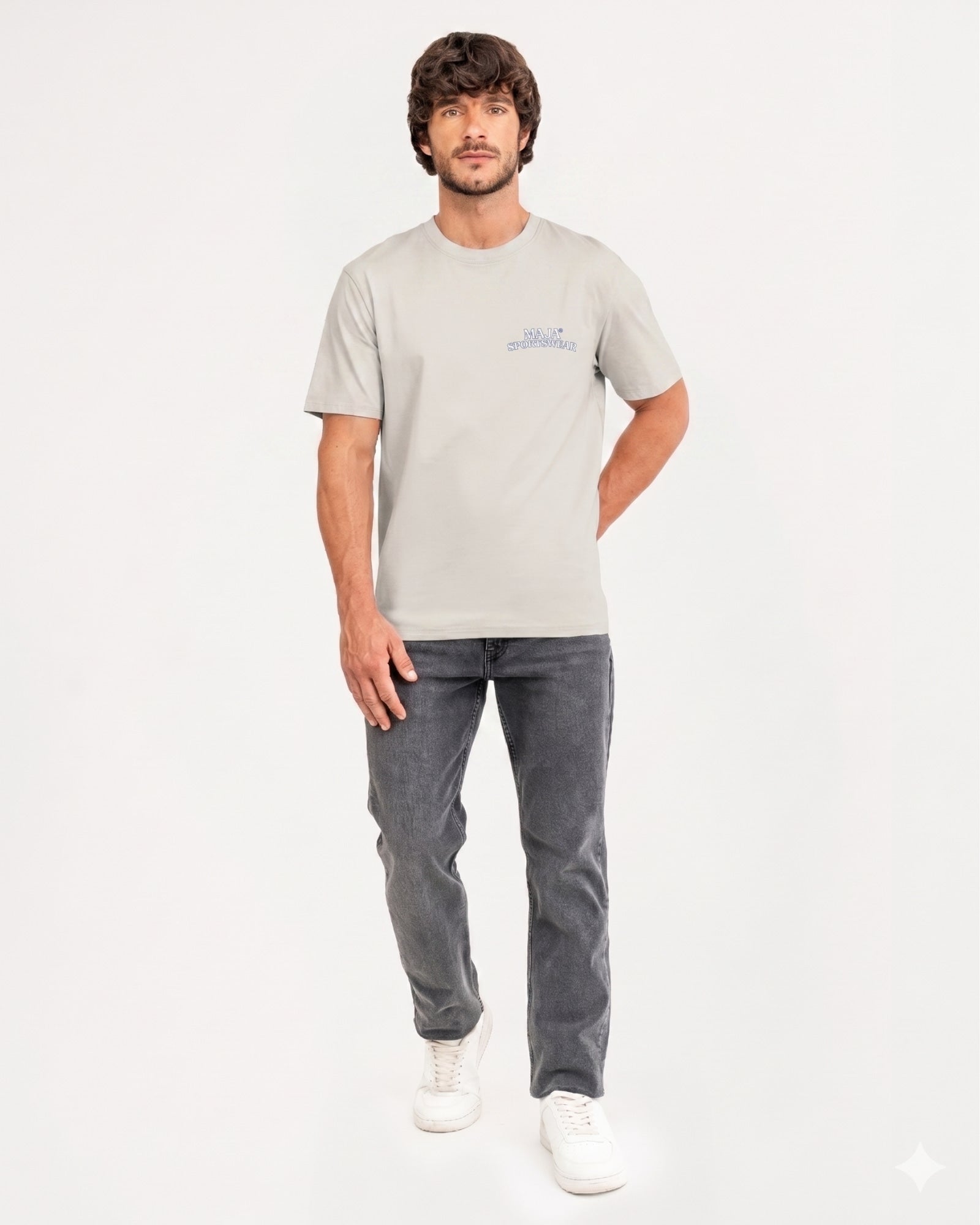 MAJA Aventura Graphic T-Shirt