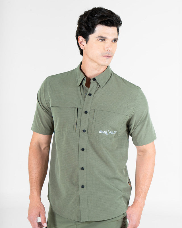 JEEP® x MAJA® Cherokee Outdoor Fishing Short-Sleeve Shirt, Green, front view, Relaxed fit, Polyester, with 4-way stretch fabric, ideal for office