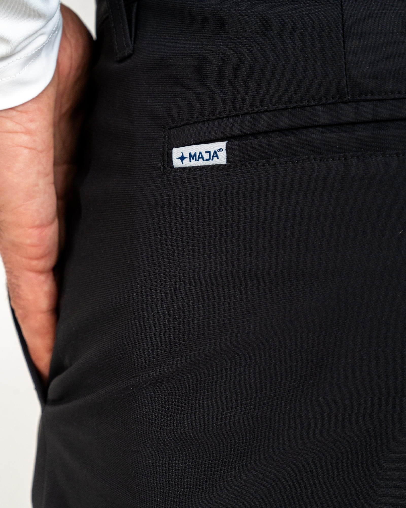 MAJA Formal Slim Short