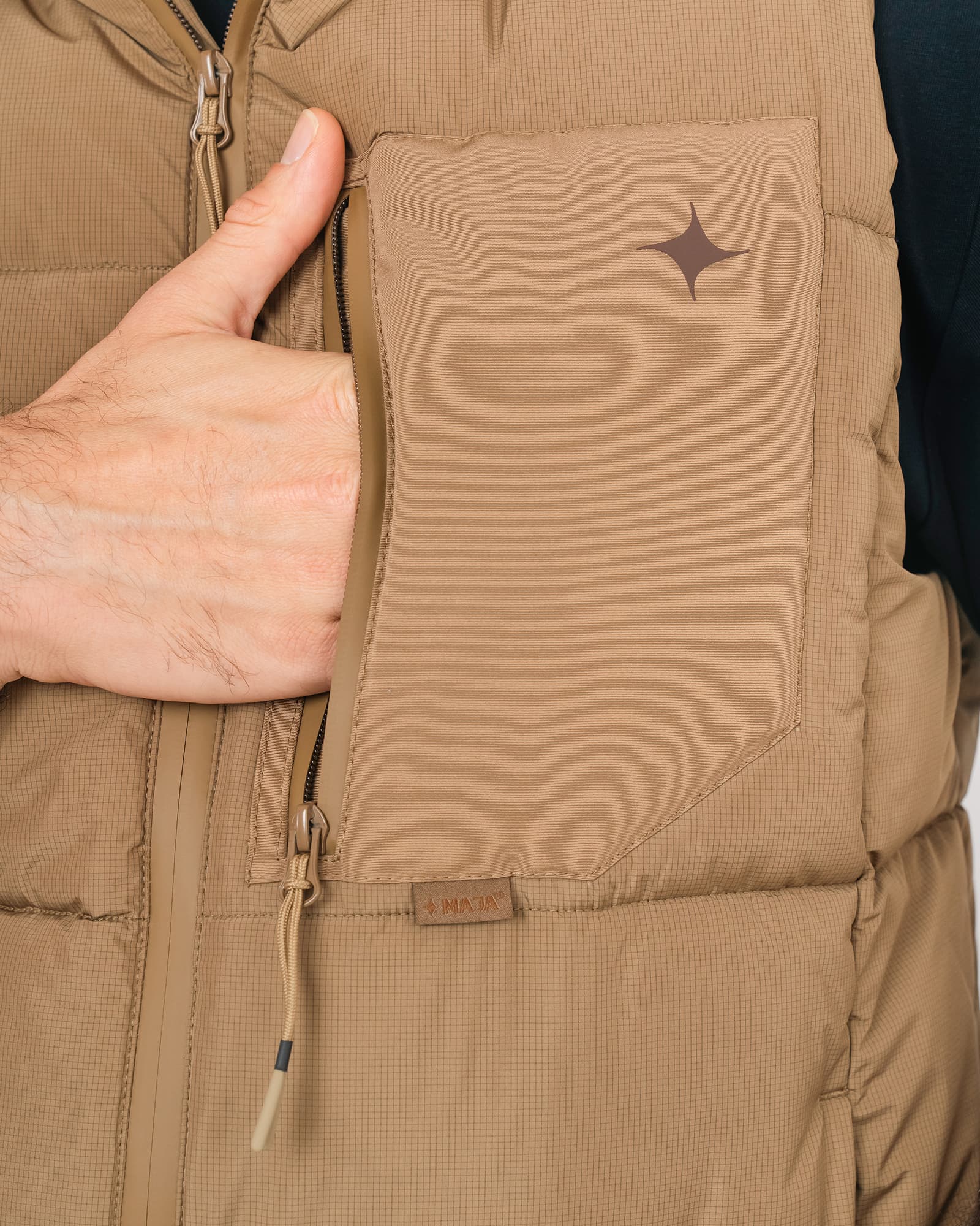 MAJA Refugio Vest